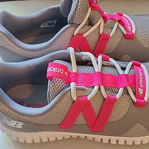 NEW BALANCE GIRLS PINK AND GRAY SIGNATURE ATHLETIC SHOES SIZE 7 - Picture 5 of 12